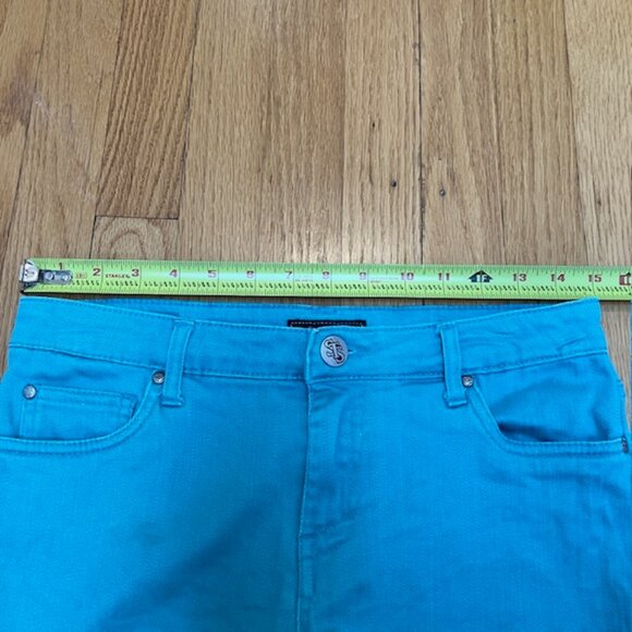 STS  Blue Teal denim shorts with raw edge size 5 - Picture 6 of 8